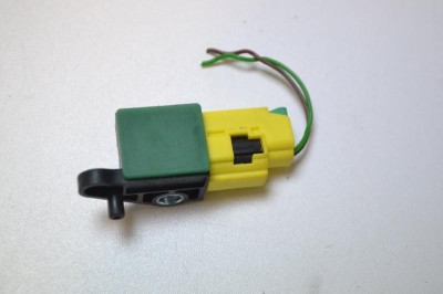Senzor de impact st&amp;acirc;nga față VW PASSAT CC 357 2009 OEM: 5N0959351B 2585326 foto