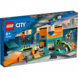 LEGO&reg; City - Parc pentru skateboard (60364)