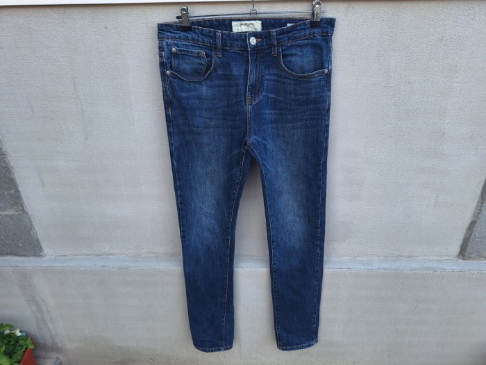 **Stradivarius | talie 84 cm | pantaloni jeans, barbat | 38 - 40 | M