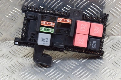 Modul panou de siguranțe MERCEDES-BENZ C W205 2016 OEM: A2059068501,529881F08 12100561 foto