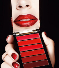 Paleta 6 rujuri Loreal Color Riche Lip Palette Varianta Red foto