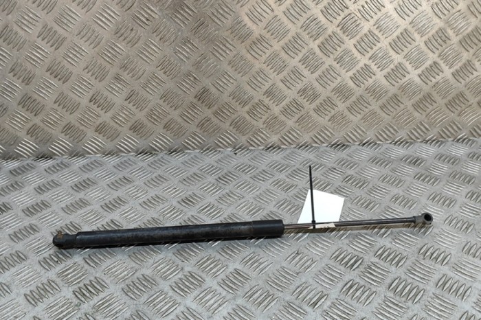 Amortizor haion st&acirc;nga VW GOLF VII 5G1, BQ1, BE1, BE2 2014 OEM: 5G6827550C 25792945