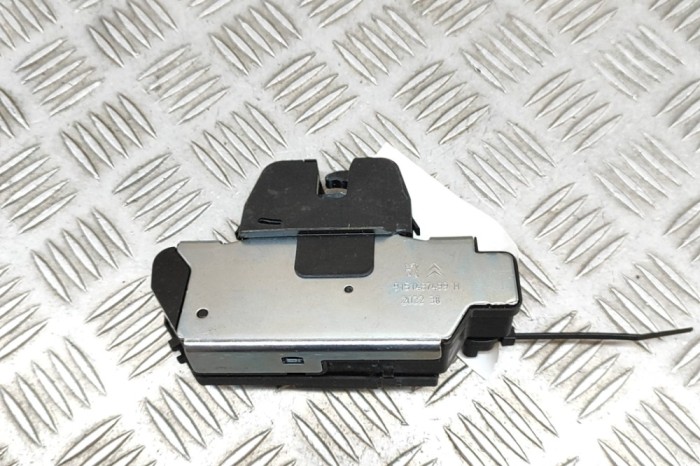 &Icirc;ncuietoare haion PEUGEOT 2008 II 2023 OEM: 9684048680,9151487499 28032859