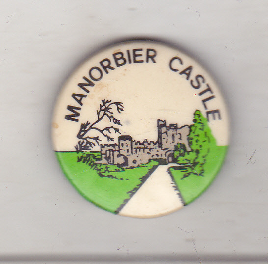 bnk ins Insigna turistica Scotia - Manorbier Castle
