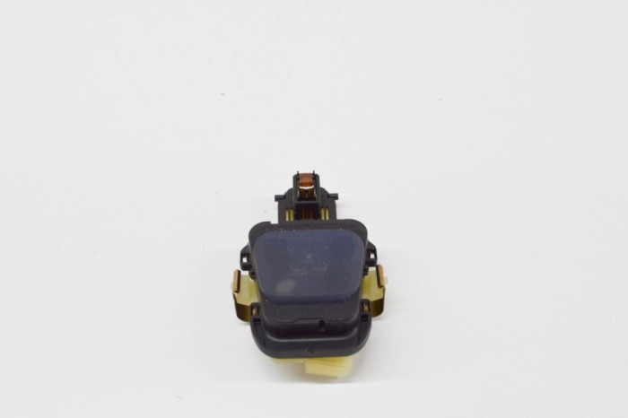 Senzor de ploaie MERCEDES-BENZ C W205 2015 OEM: A2059006615,10114911 20571834