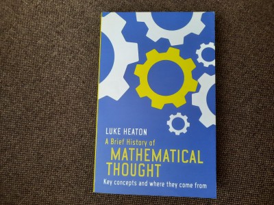 Luke Heaton - A Brief History of Mathematical Thought foto