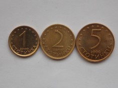 LOT 3 MONEDE DIFERITE-1,2,5 STOTINKI 2000 BULGARIA