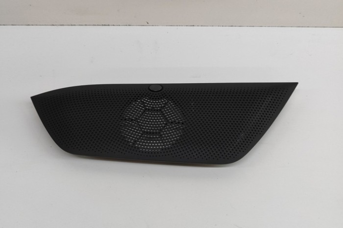 Capac difuzor FORD KUGA III DFK 2024 OEM: LV4B-S046A26 30396649