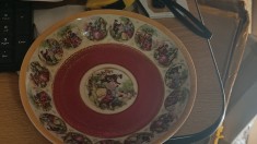 Centrum de masa antik portelan foto