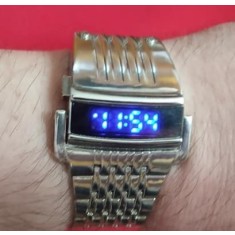 Ceas bărbătesc digital