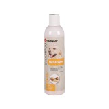 SAMPON PENTRU CAINI CU ULEI DE MACADAMIA PENTRU TOATE TIPURILE DE BLANA FLAMINGO 300ML