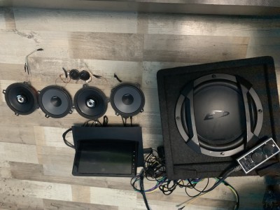 Sistem audio + tableta + subwoofer foto