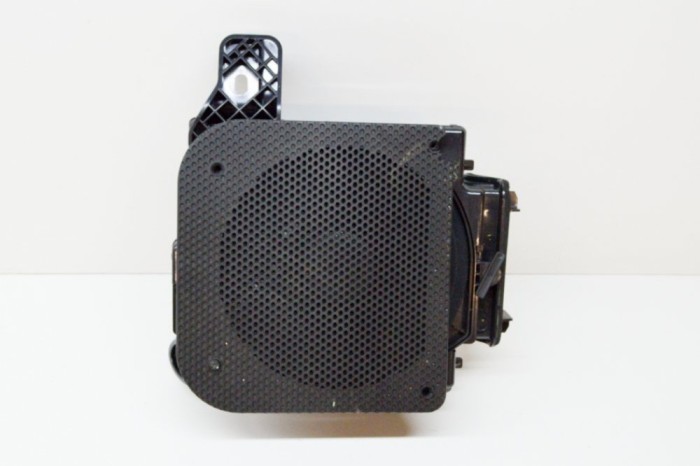 Subwoofer podea st&acirc;nga MINI COUNTRYMAN R60 2012 OEM: 9800511 13708715