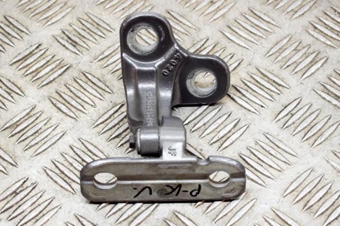 Balama ușă st&acirc;nga spate LAND ROVER DISCOVERY V L462 2021 OEM: CPLA-228A67-AD 14881400
