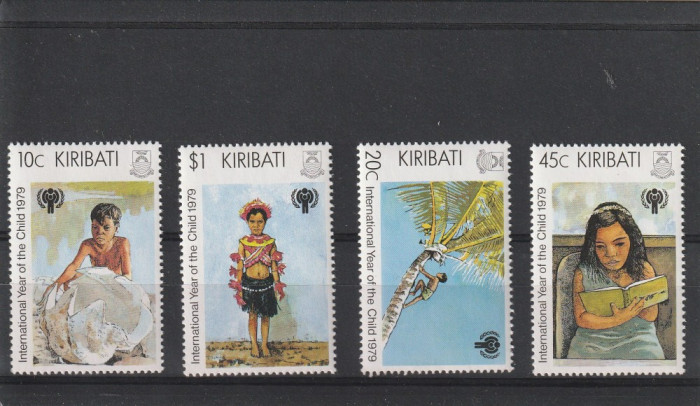 Antineret,copii ,Kiribati.