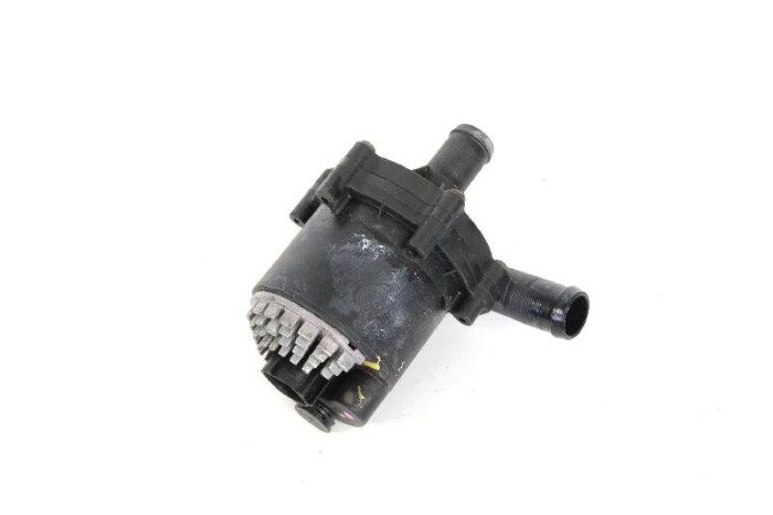 Pompa de apa auxiliara TESLA MODEL S 2015 OEM: 6008047-00-E 10818859