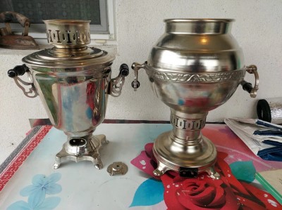 SAMOVAR RUSESC 2 BUCATI , INCOMPLETE ! foto