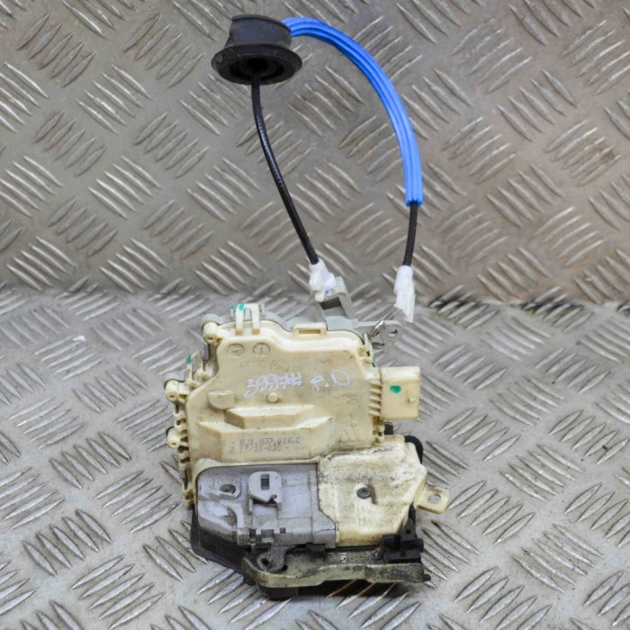 &Icirc;ncuietoare ușă dreapta față AUDI A4 Avant 8K5, B8 2010 OEM: 8J1837016C 21470004