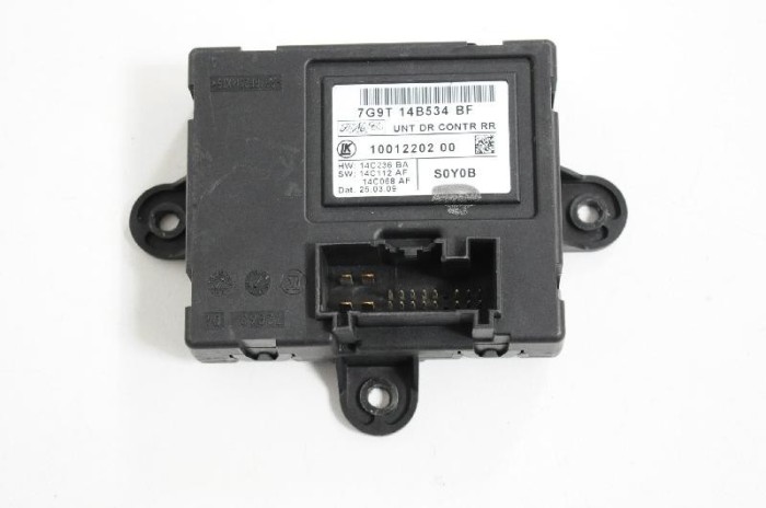 Modul de control ușă dreapta față VOLVO XC70 II 2010 OEM: 7G9T14B534BF,1001220200 2870952