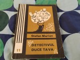 Detectivul duce tava
