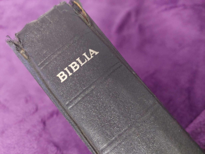 Biblie veche 1967,Biblia sau Sfanta scriptura,Vechiul si noul testameNT-cu trimi