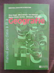 GEOGRAFIE MANUAL PENTRU CLASA A XI-A - Negut, Ielenicz foto