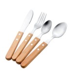Set 4 tacamuri pentru masa eMazing, otel 304, lingura, lingurita desert, cutit, furculita, maner din lemn de fag, 21 x 4 x 2 cm, argintiu