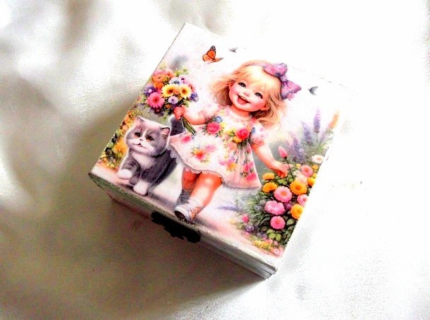 cutie lemn decorata 48115