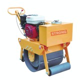 Rulou vibrocompactor STRONG cu latimea tamburului 450mm, motor Honda GX160, putere 5,5CP, greutate 200kg