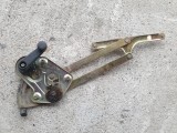Macara Manuala Portiera Dreapta Fata Dacia 1310 - Functionala