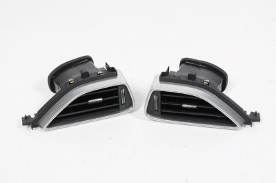 Gura de ventilație planșa de bord JAGUAR F-PACE X761 2016 OEM: HX73-018B08-AD,HX73-018B09-AD 3370268 foto