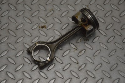 Piston VW GOLF VII 5G1, BQ1, BE1, BE2 2012 OEM: 04EE 23233213 foto