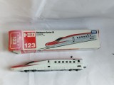 bnk jc Takara Tomy Long Tomica No. 123 Shinkansen Series E6 - 1/164