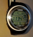 D95-Ceas LORUS China Water rezistent 10 bar 4,5 cm functional stare buna., Quartz