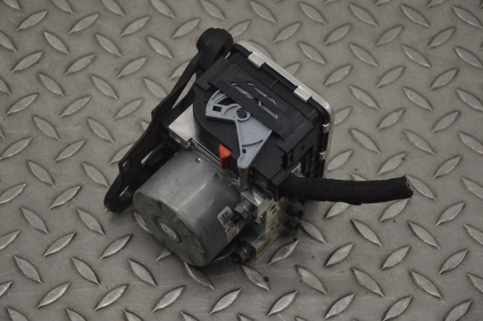 Pompa ABS VW T-ROC A11 2022 OEM: 5Q0614517GB 20805944