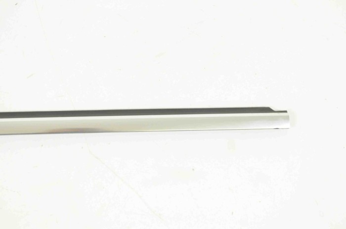 Chedar geam ușă dreapta față MERCEDES-BENZ R W251, V251 2007 OEM: A2516904680