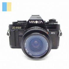 Minolta X-700 cu obiectiv Minolta MD 28mm f/2.8 foto
