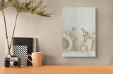 Tablou Canvas, "Vaze albe cu flori delicate", Vaze, Ceramică, Albe, Minimalism, Flori, Delicat, Design, Echilibru, Textură, Aranjament, 26 x 39 cm, CM