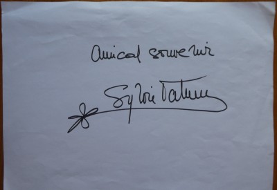 Autograf al actritei franceze Sulvie Vartan foto