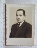 Fotografie de studio Bucureşti &bdquo;Foto M. Sterescu&rdquo; Domniţa Anastasia 7, margini zimţate, cca 1930-50