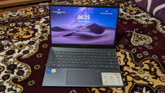 Laptop Asus Zenbook 13 Oled foto