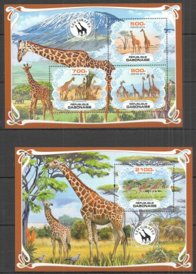 157-GABON -GIRAFE-bloc si coala cu 3 timbre nestampilate,MNH foto