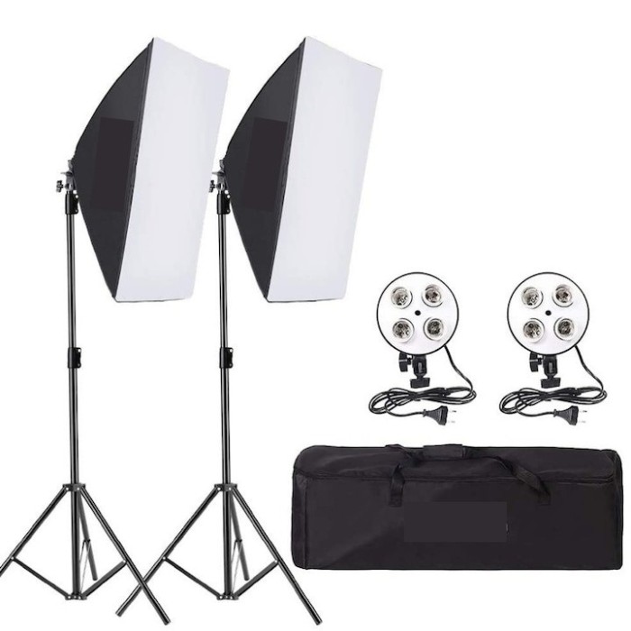 Kit de 2 softboxuri, soclu de 4 becuri, 2 trepiezi reglabili 200 cm, fara becuri, geanta de transport inclusa