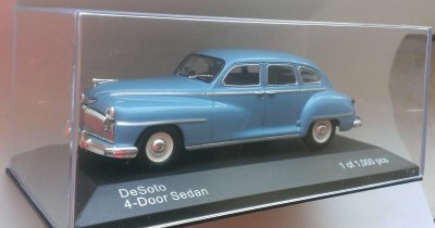 Macheta DeSoto 4-Door Sedan 1946 - Whitebox 1/43 foto