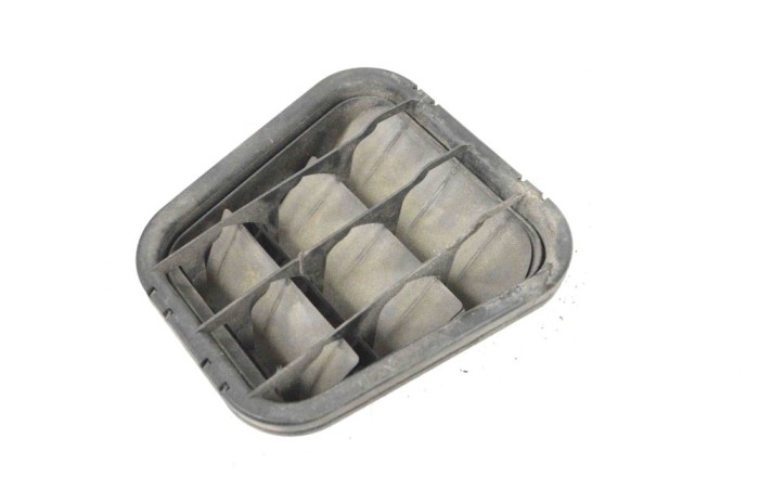 Grila de ventilație caroserie ALFA ROMEO 159 939_ 2008 OEM: C413 12245206