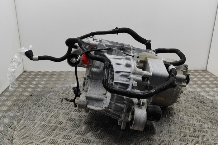 TESLA MODEL Y 2022 - Motor - OEM: 1587780-00-B,1085693-20-F