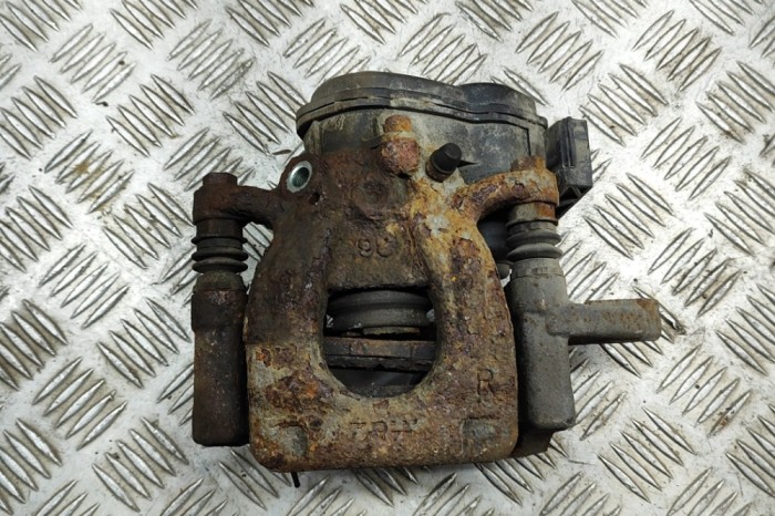 Etrier de fr&acirc;nă dreapta spate NISSAN QASHQAI II J11, J11_ 2015 OEM: 44001-4EA0A 22322117