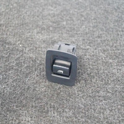 Buton geam ușă dreapta spate BMW 3 E90 2010 OEM: 6945874 2492915 foto