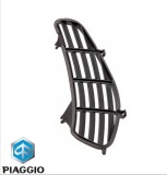 Ornament priza aer laterala fata dreapta original Vespa Granturismo GTS - GTS Super Sport - GTV 125-300cc - culoare: neagra
