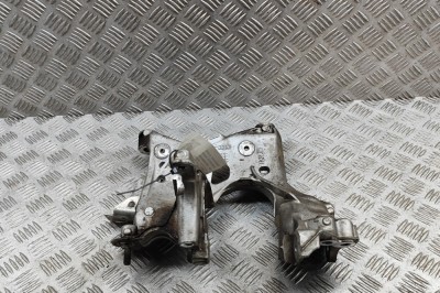 Suport punte dreapta AUDI Q5 FY 2017 OEM: 80A399296 | 31668161 foto